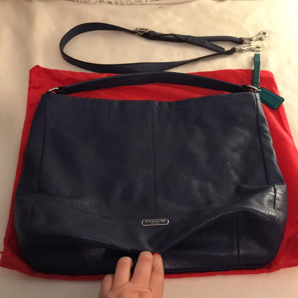 Coach Shoulder bag, super soft blue leather, green lining,perfect condition